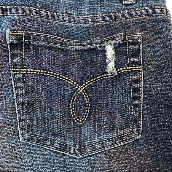 BLUENOTES Morgan Low Rise Flare distressed Jean 31/30 Medium Wash - Picture 7 of 14